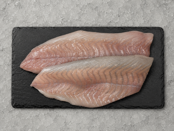 Frisches Seelachsfilet ohne Haut · Frisches Seelachsfilet aus der Nordsee · Seelachsfilet praktisch grätenfrei · Frischer Seelachs zum Braten · Frisches Seelachsfilet von Delishopper